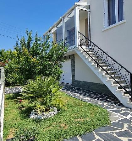 Belle Maison Avec Jardin Rdc T3 De 70M2 Vacances Ou Cure Thermale Rochefort 外观 照片
