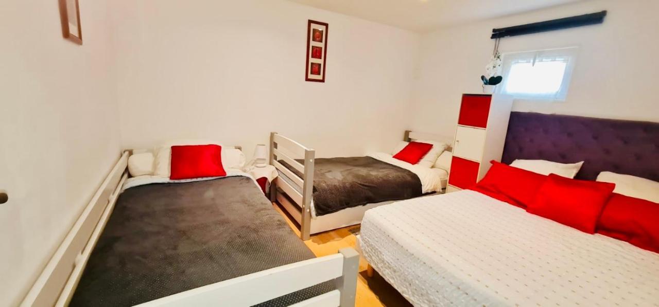 Belle Maison Avec Jardin Rdc T3 De 70M2 Vacances Ou Cure Thermale Rochefort 外观 照片